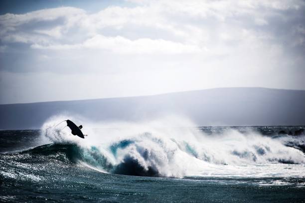 From Takeoff to Barrel: Essential Surf Moves for Maui’s Waves
