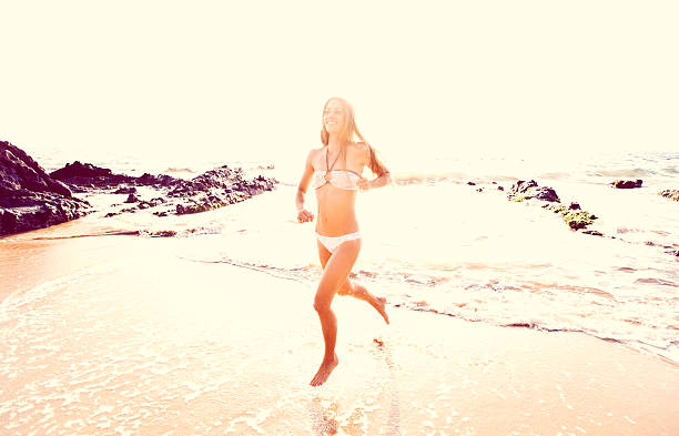 Boardshorts and Wetsuits for Maui: What to Wear in Warm-Water Surf