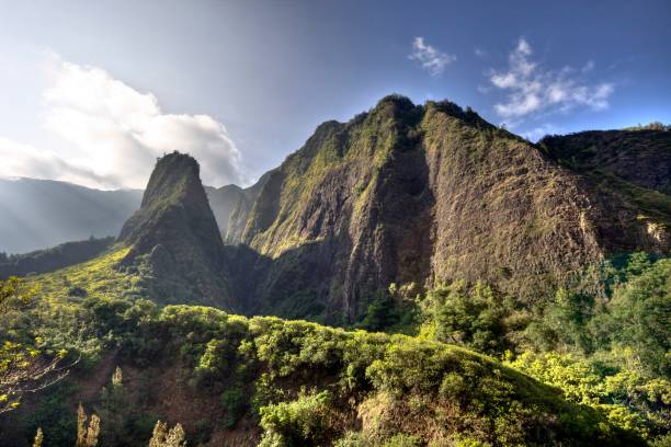 Maui’s Population and Demographics: A Traveler’s Guide to Island Life
